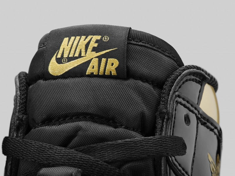 Air Jordan Retro 1 High OG "Black Metallic Gold" 'Black/Metallic Gold-Black'