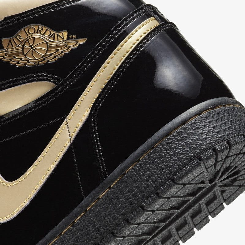 Air Jordan Retro 1 High OG "Black Metallic Gold" 'Black/Metallic Gold-Black'