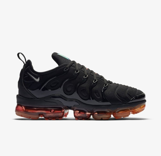 Nike Air Vapormax Plus "Magma" 'Black/Volt Smoke Grey'