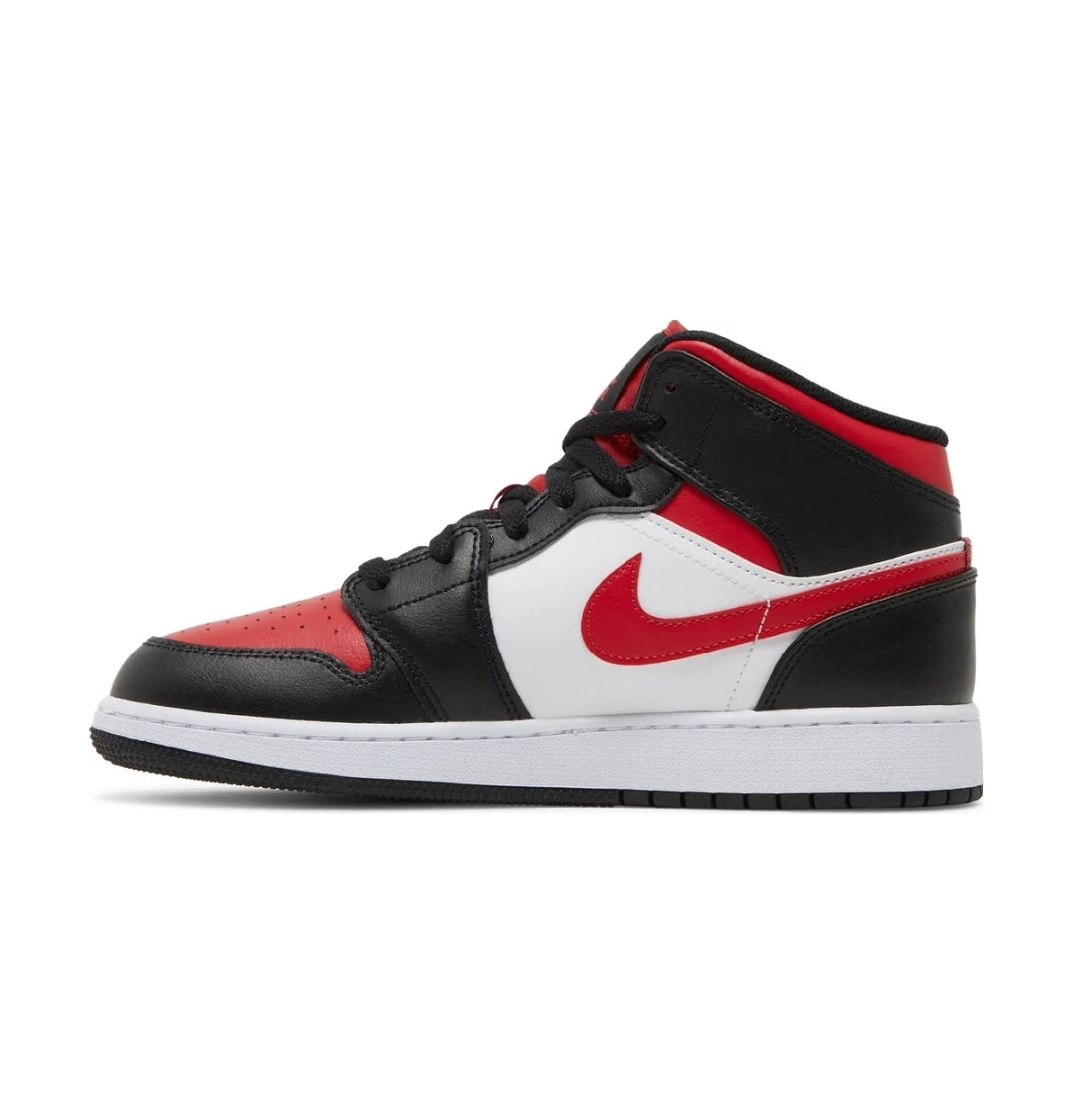 Air Jordan 1 Mid (GS) "Bred Toe" 'Black/Fire Red-White'