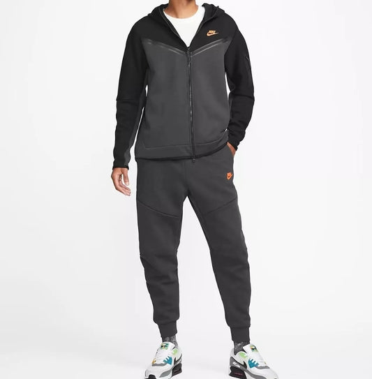 Nike Tech Fleece Full Tracksuit 'Black/Dark Smoke Grey-Safety Orange'