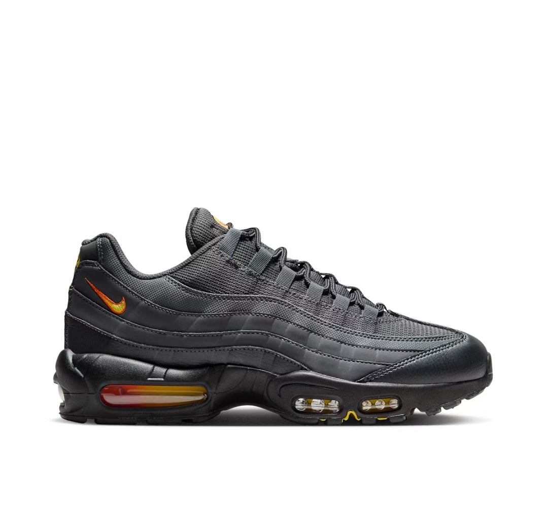 Nike Air Max 95 'Anthracite/Safety Orange'