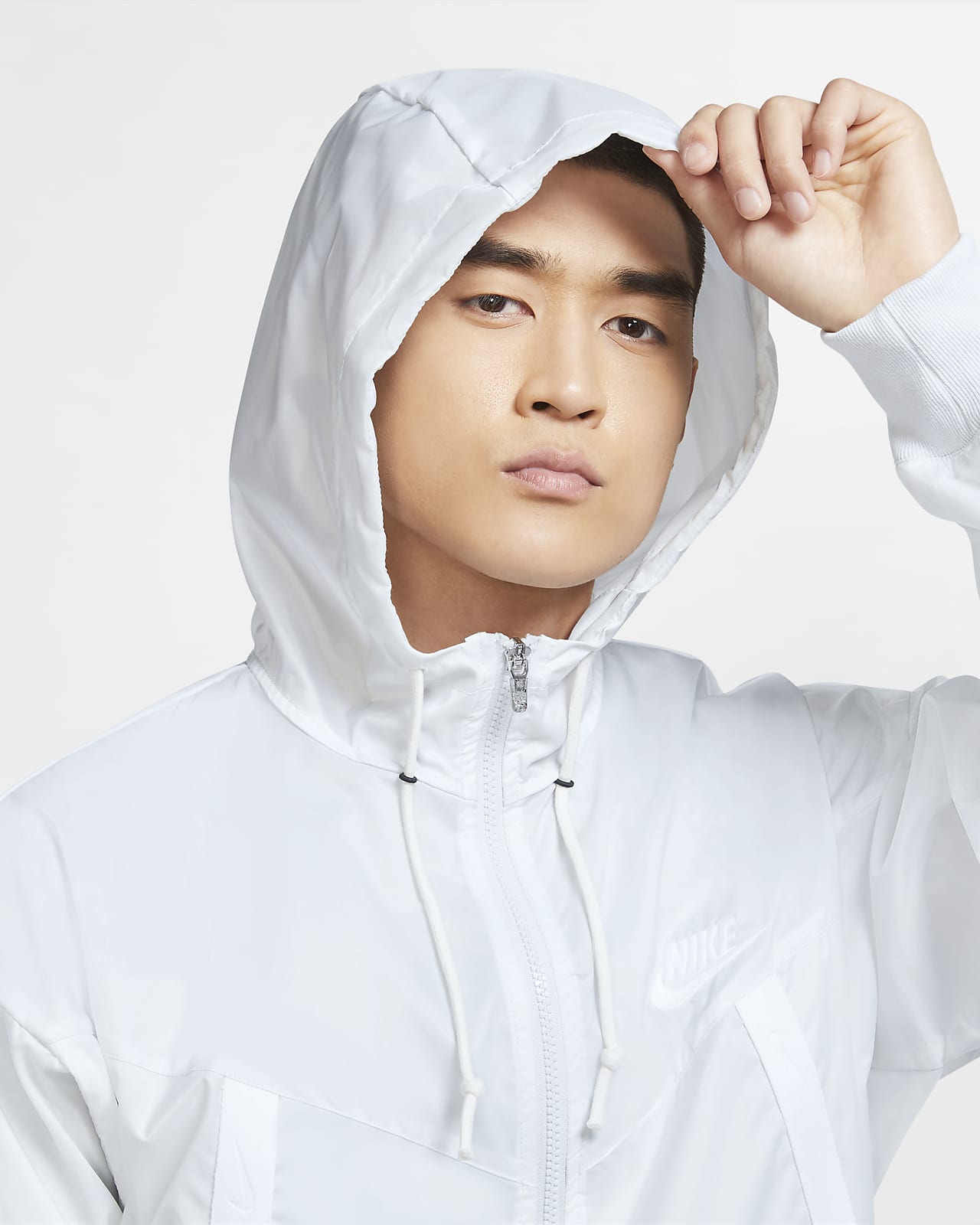 Nike Sportswear Windrunner
Men's Jacket 'Photon Dust/Summit White-White'